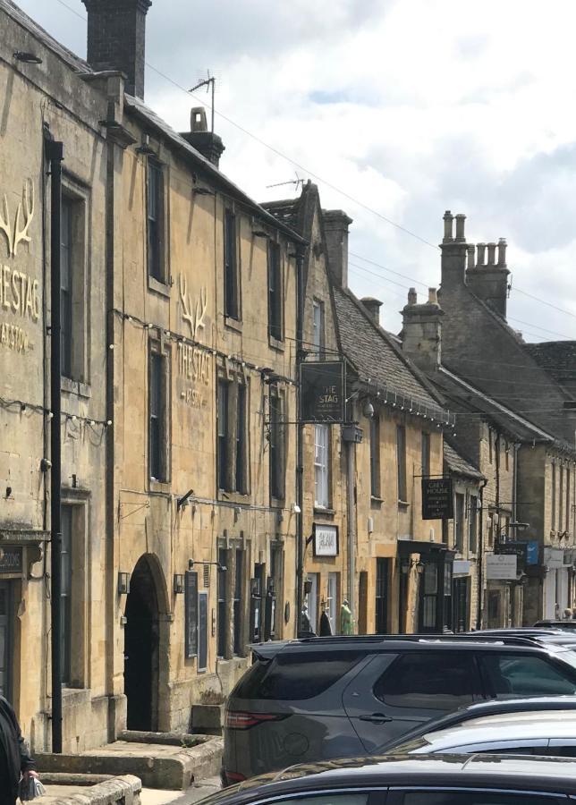 Lucy'S Tearoom Stow-on-the-Wold Exterior photo