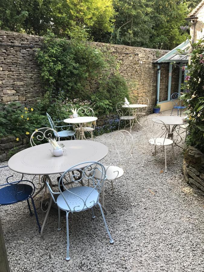 Lucy'S Tearoom Stow-on-the-Wold Exterior photo